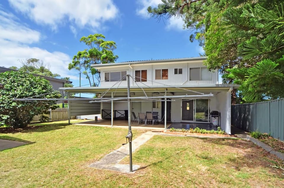 Crystal Waters Beach House - Belle Escapes Jervis Bay House in Vincentia