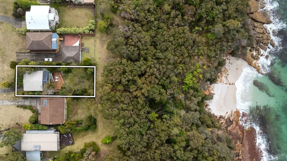 Property building, Natural landscape, Bird's eye view, Beach