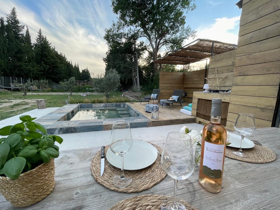 Mas Aupiho House in Saint-Remy-de-Provence