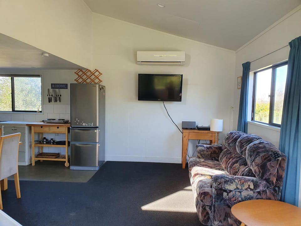 Bookabarn House in Northland