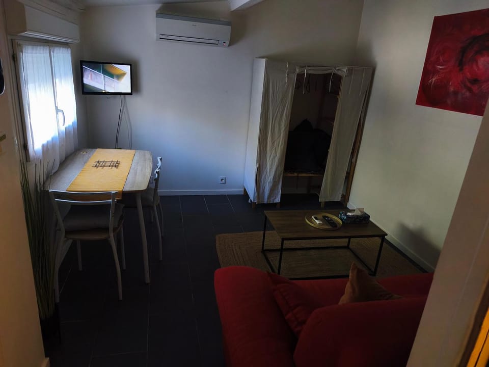 Studio pour location vacances a la semaine AVIGNON Apartment in Le Pontet