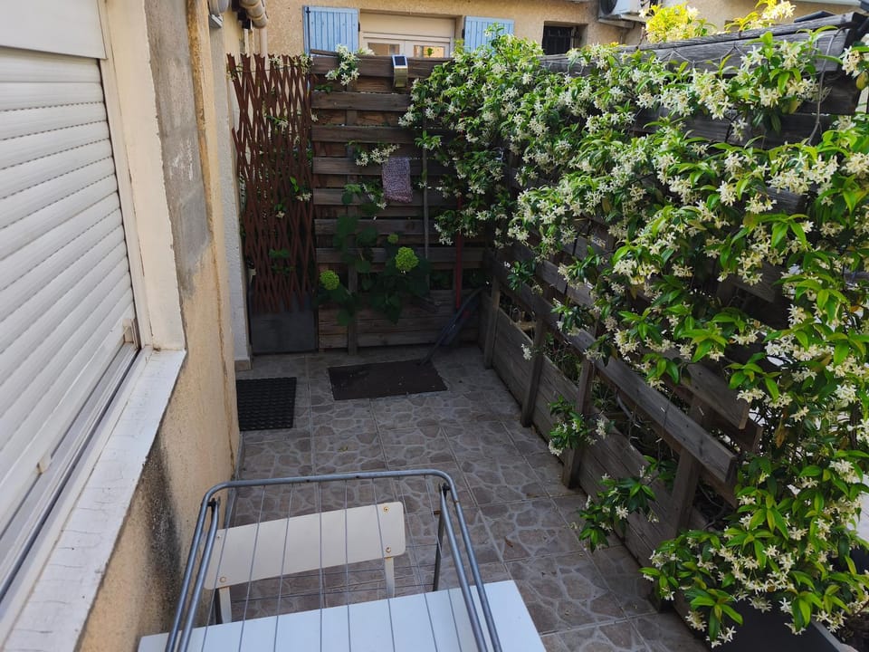 Studio pour location vacances a la semaine AVIGNON Apartment in Le Pontet