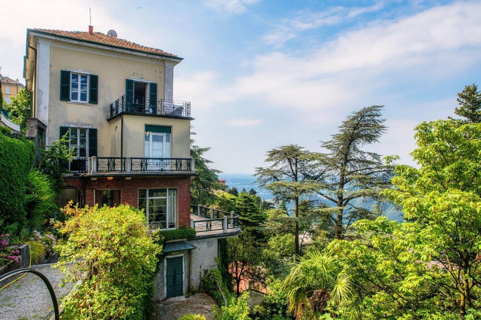 Property building, Garden, Garden view, Mountain view