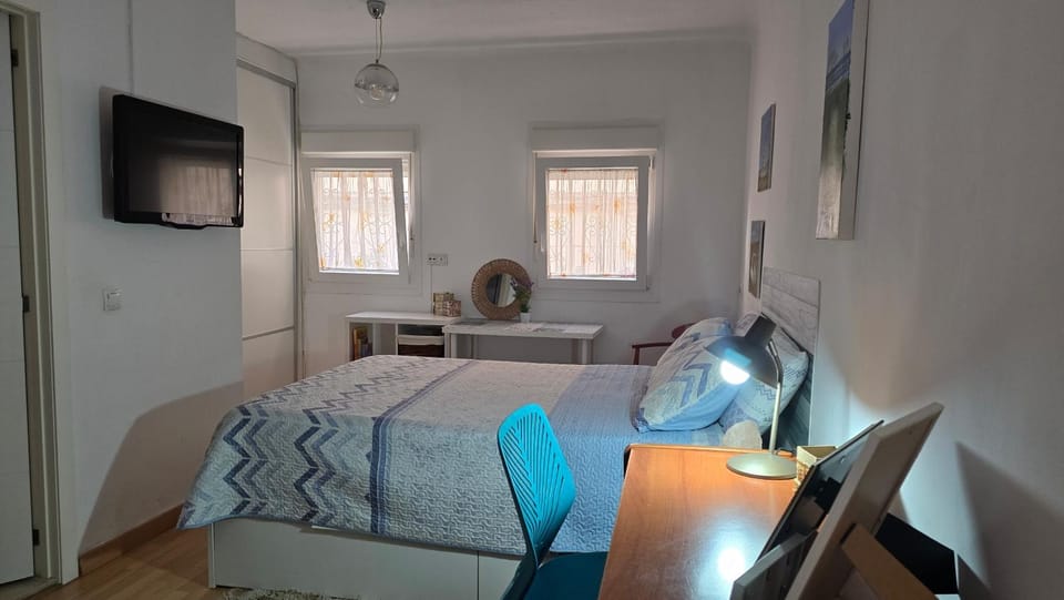 Seating area, Bedroom