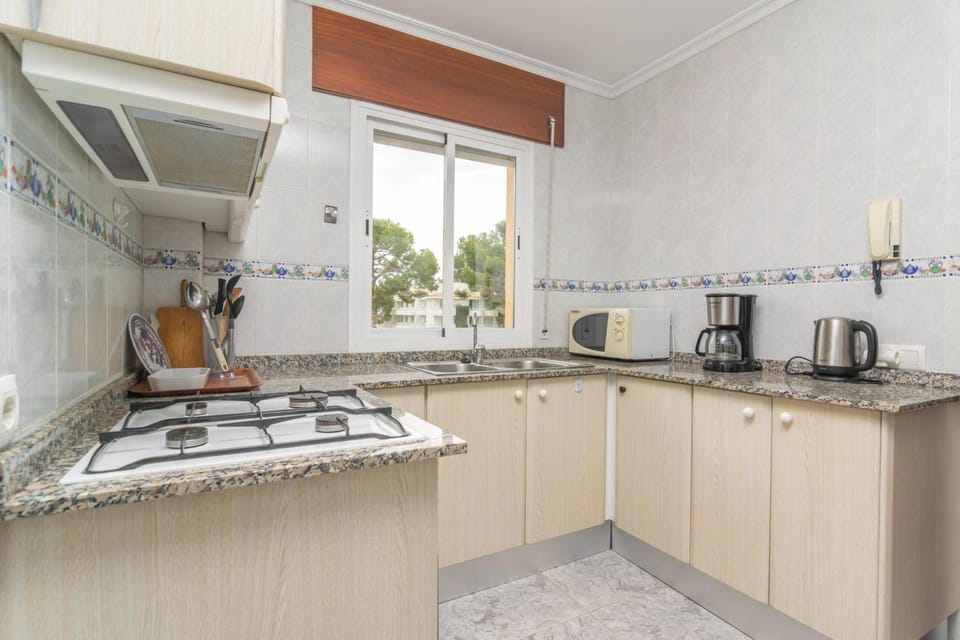 Kitchen or kitchenette, Other