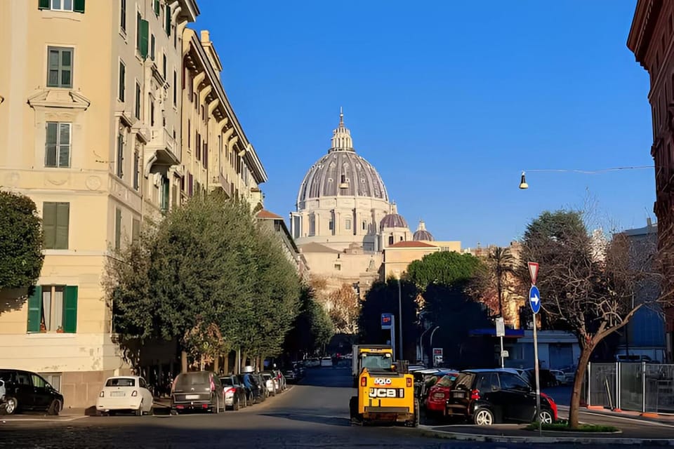 Neighbourhood, Landmark view