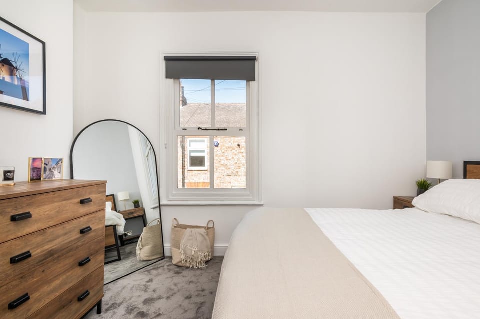 Bed, Other, Bedroom