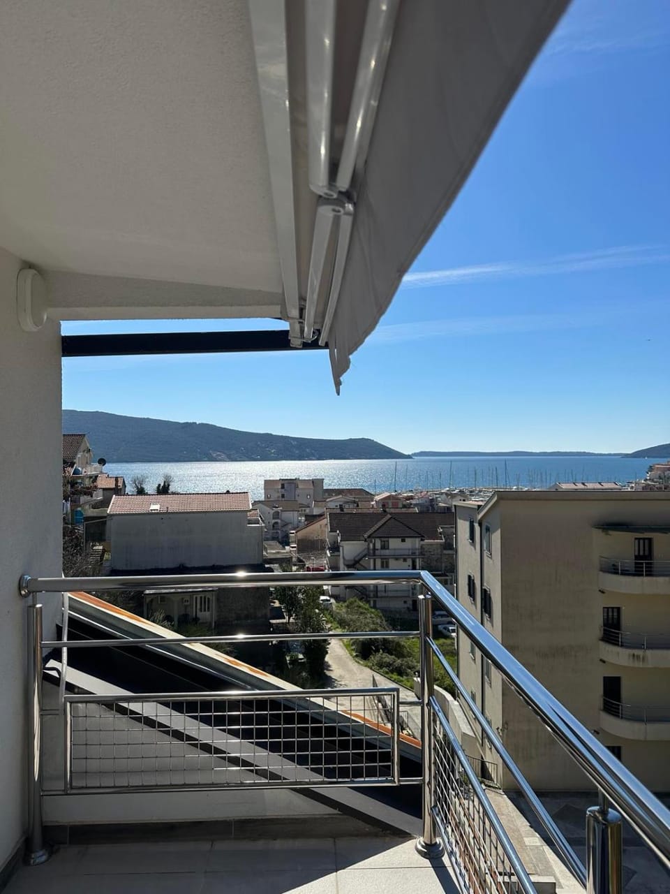 Day, Natural landscape, Balcony/Terrace, Sea view, Sea view