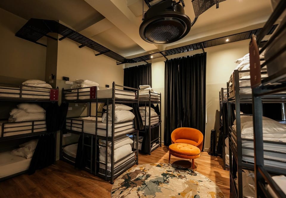 Revolver Glasgow Hotel in Glasgow