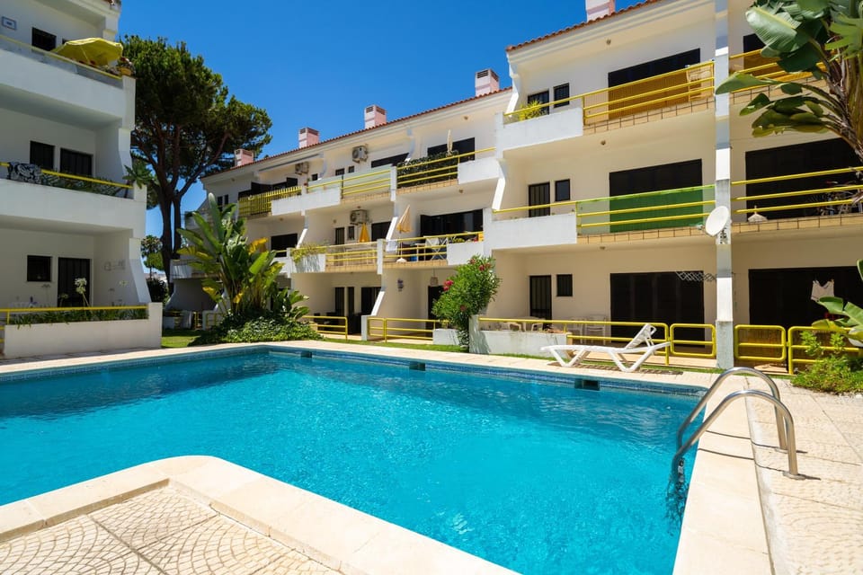 Garden, Swimming pool