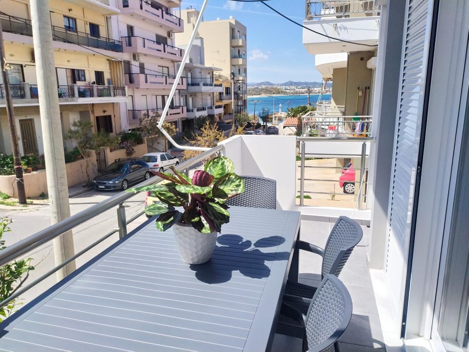 Sea Side View Home steps from the beach & city Apartment in Chania