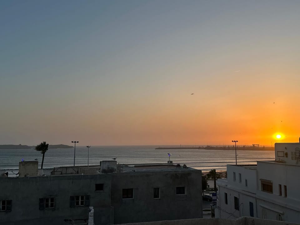 Sea View Private Terrace - Fibre Wi-Fi & Netflix Apartment in Essaouira