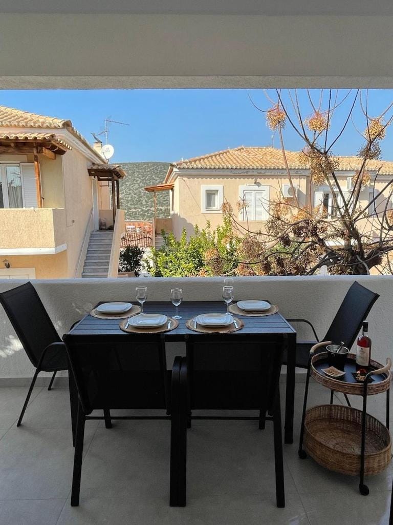 Lovely 2-bedroom apartment in the heart of Ermioni Apartment in Argolis, Greece