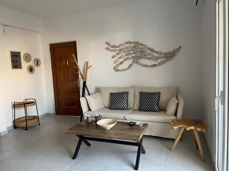 Lovely 2-bedroom apartment in the heart of Ermioni Apartment in Argolis, Greece