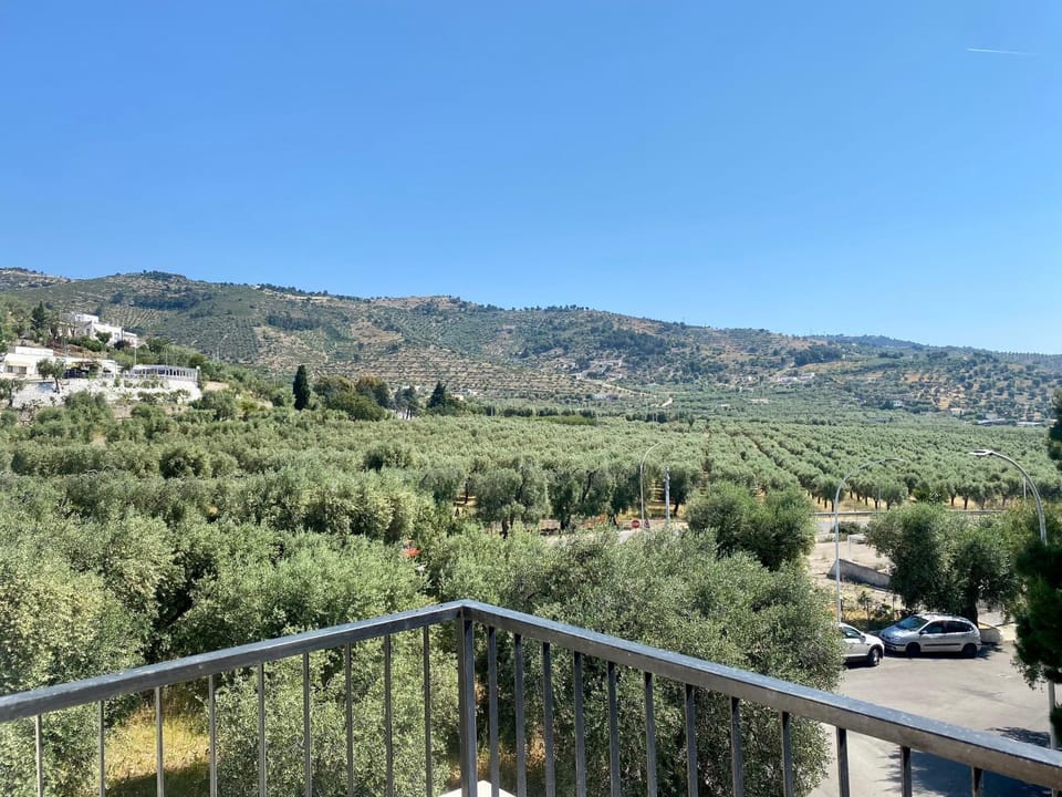 View (from property/room), Balcony/Terrace, Mountain view