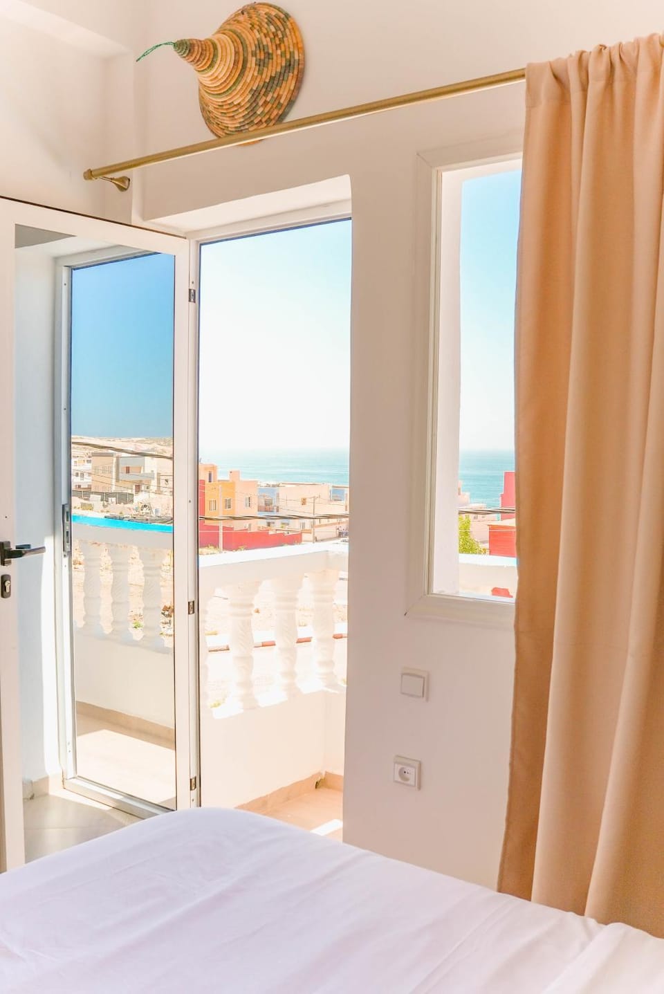 Natural landscape, Balcony/Terrace, Sea view