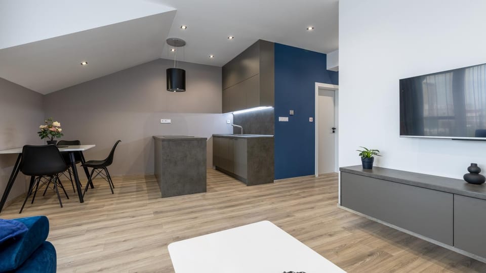 Kitchen or kitchenette, Living room, Dining area