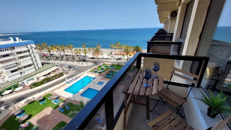 Balcony/Terrace, Pool view, Sea view