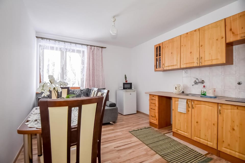 Kitchen or kitchenette, Living room, Dining area