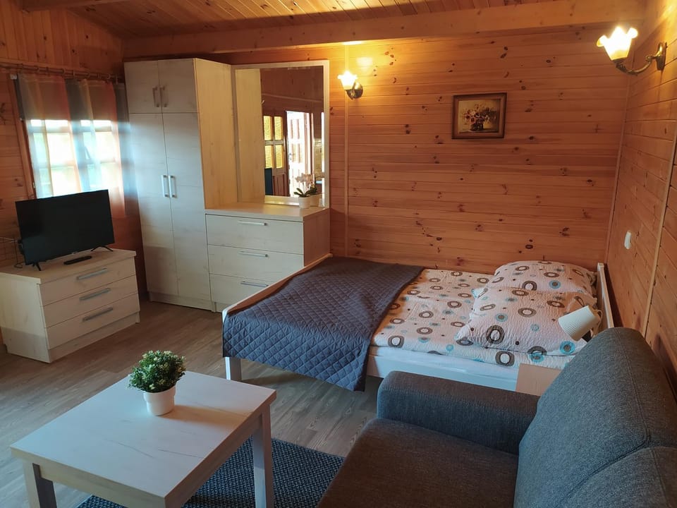 Bed, TV and multimedia, Photo of the whole room, Seating area