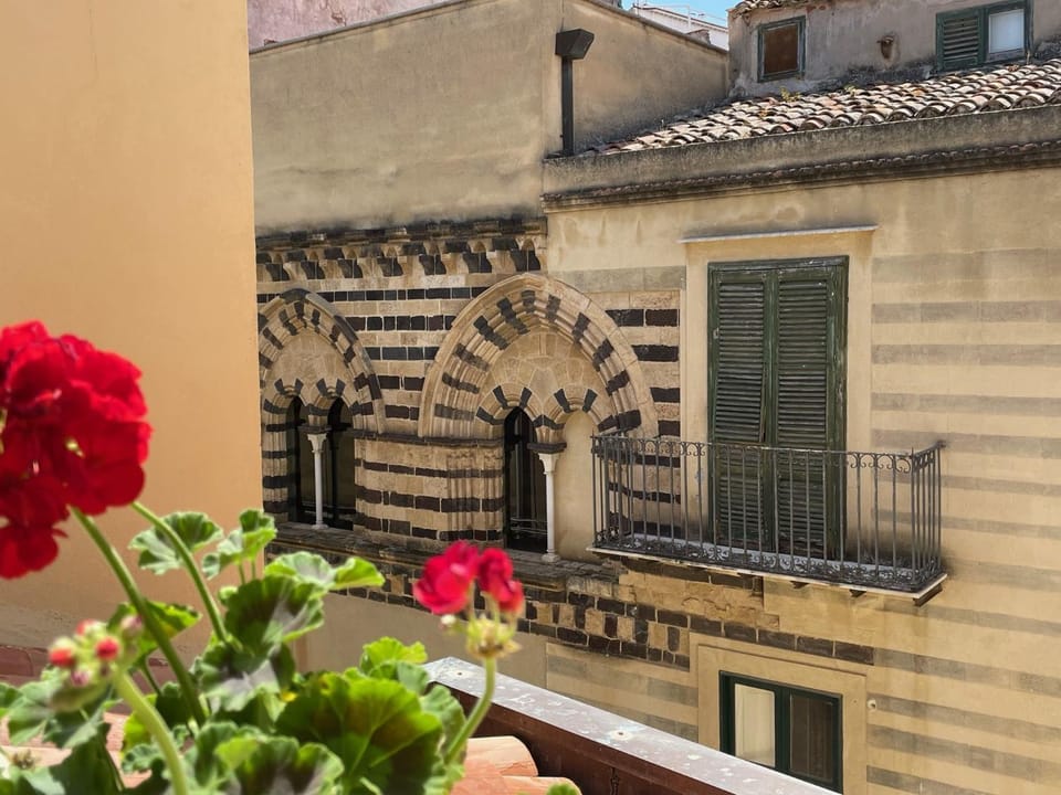 Mirèa Apartment by Casa in mente Apartment in Cefalu