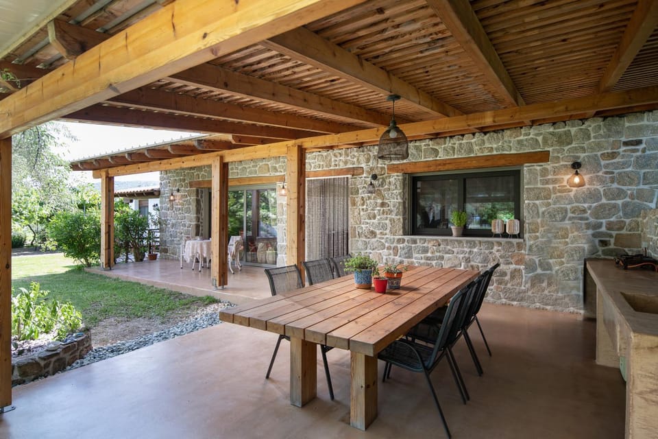Garden, Dining area, Garden view