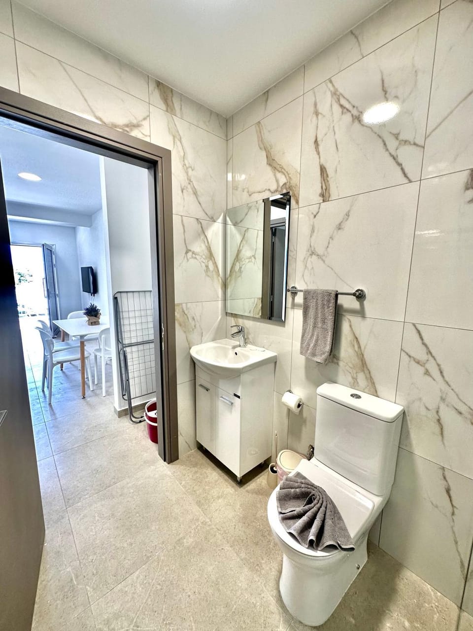 Toilet, Bathroom