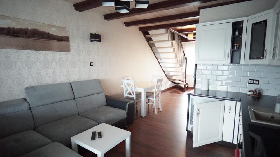 Kitchen or kitchenette, Living room, Seating area