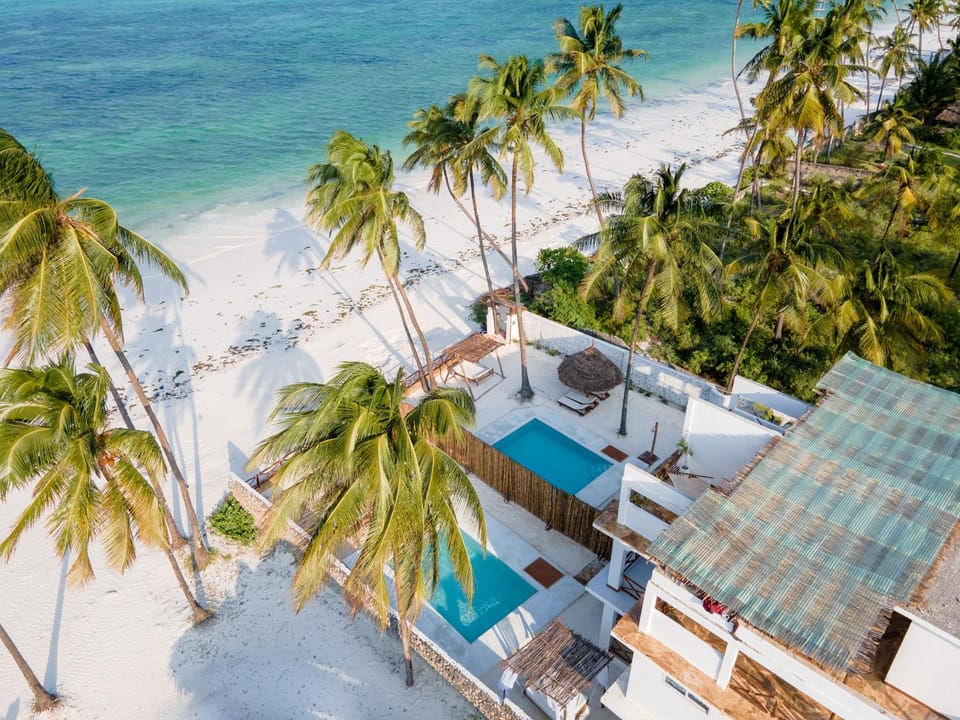 Bird's eye view, Pool view, Sea view