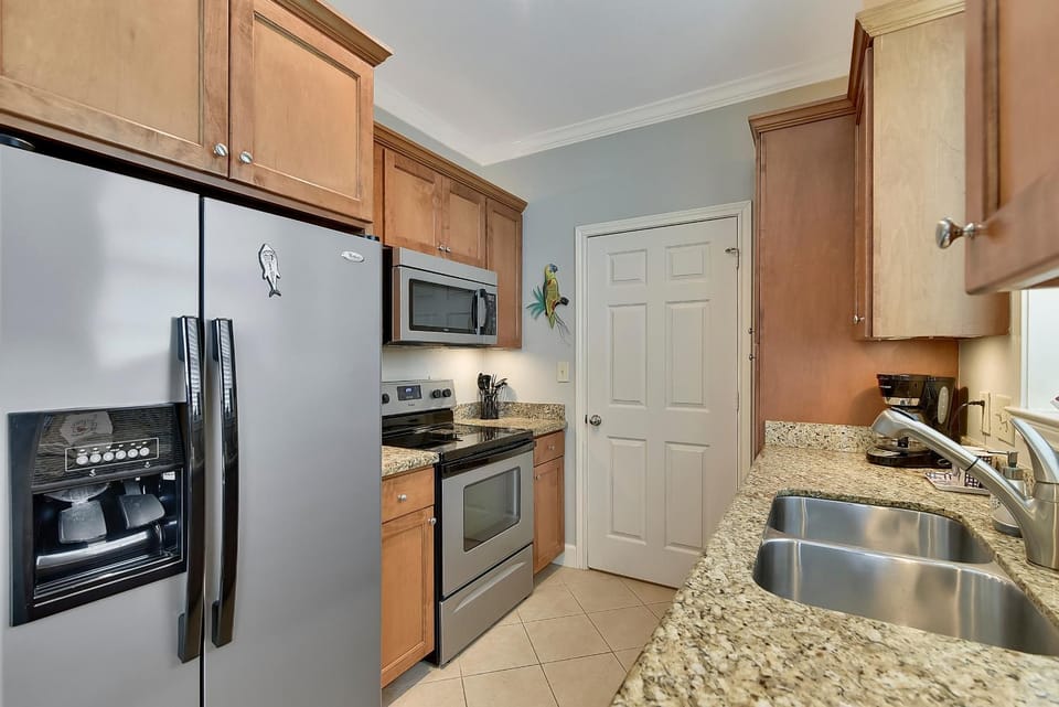 Kitchen or kitchenette, microwave, oven, stove, kitchen