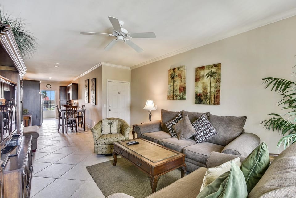 Dawn 824-Sea n Swim Apartment in Galveston Island
