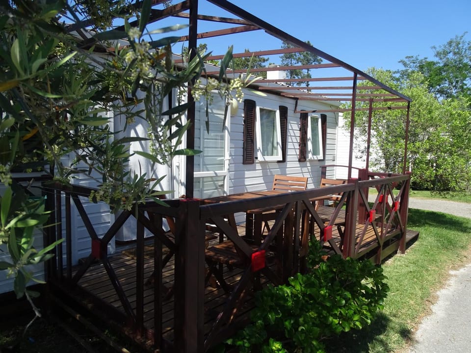Patio, Balcony/Terrace