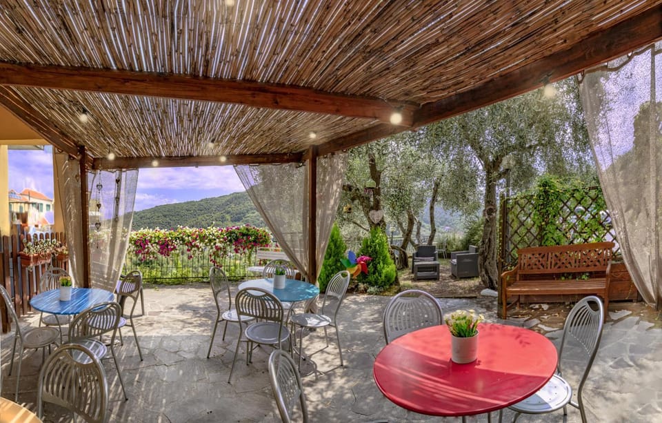 Facade/entrance, BBQ facilities, Garden, Balcony/Terrace, Lobby or reception