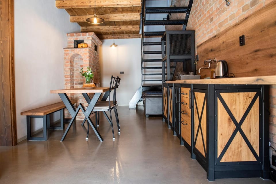 Dining area, Communal kitchen, Internal: Not applicable to any particular room