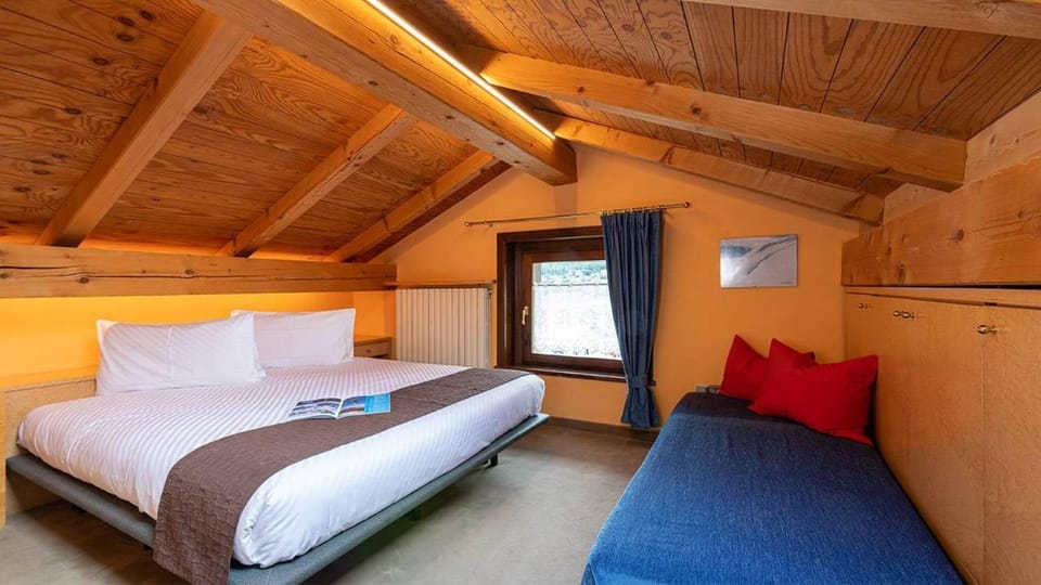 Property building, Living room, Bedroom