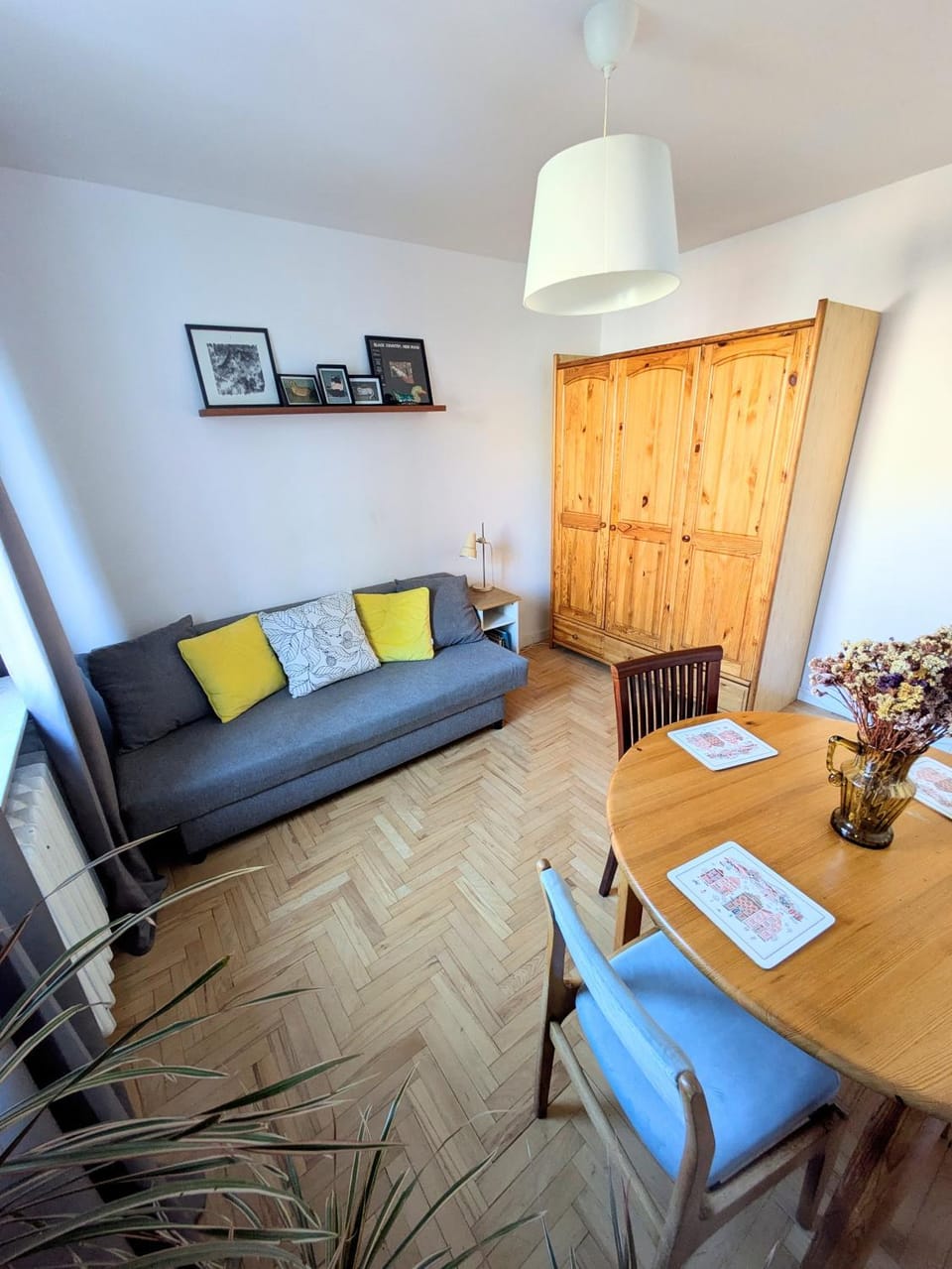 Dining area, Bedroom