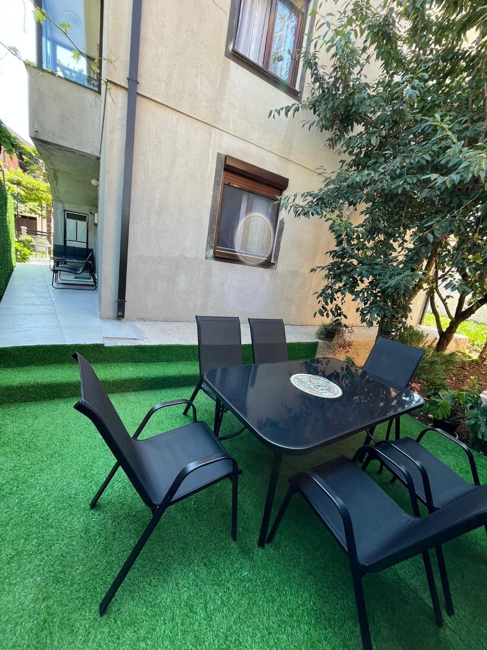 Garden, Seating area, Garden view