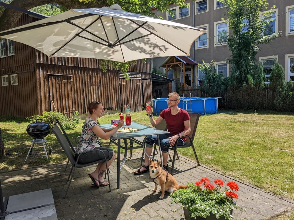 Garden, Dining area