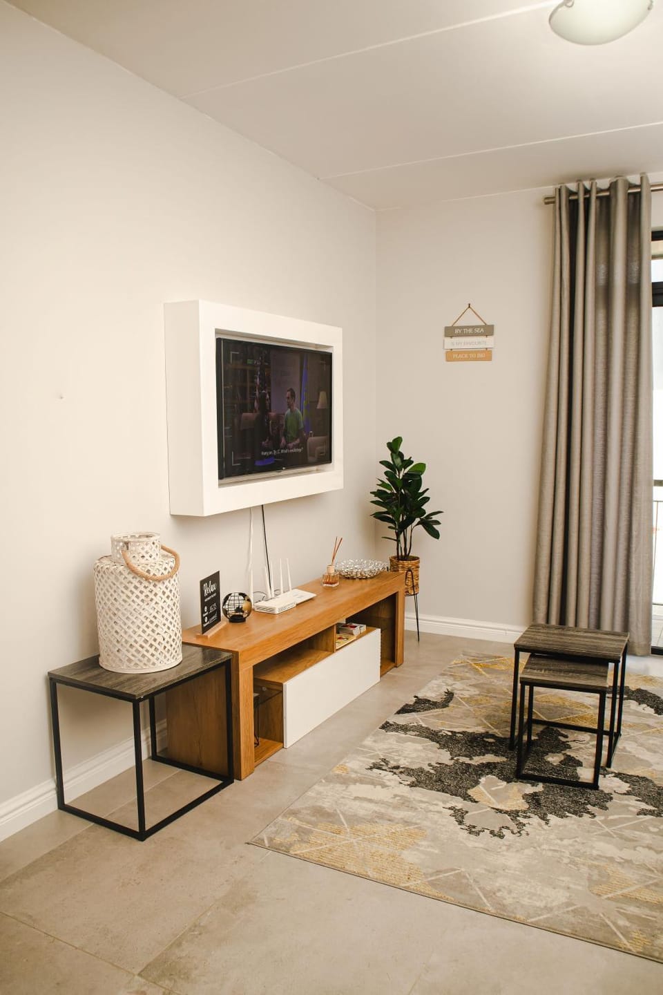 Spacious Modern 2-Bedroom Apartment with Pool & Gym Access Apartment in Dolphin Coast