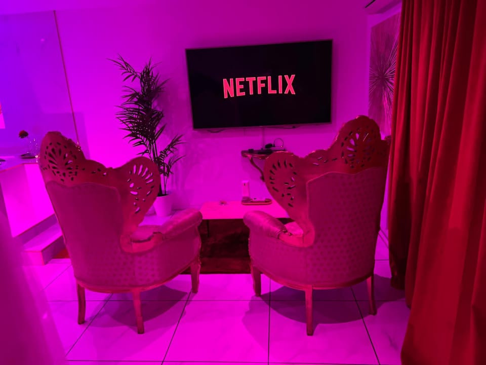Suite romantique avec jaccuzy à la gare de Montpellier Apartment in Montpellier
