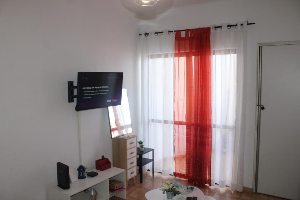 Communal lounge/ TV room, TV and multimedia, Evening entertainment
