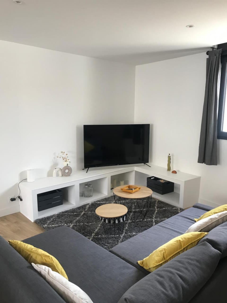 TV and multimedia, Living room