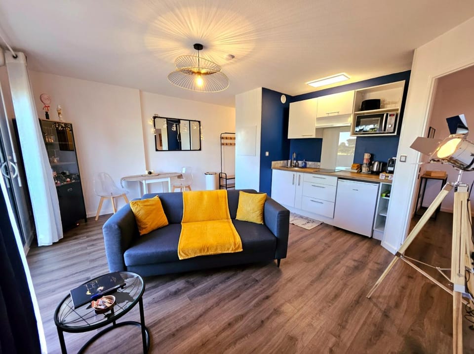 Appartement Résidentiel avec parking/Proche Centre Apartment in Angoulême