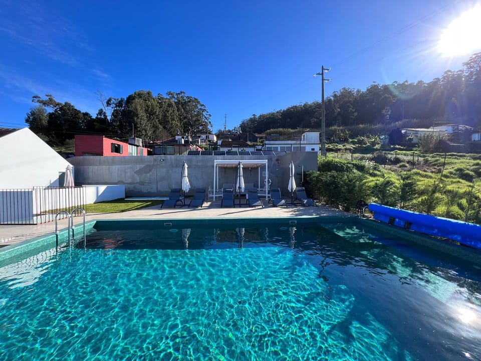Day, Natural landscape, Pool view, Swimming pool, sunbed