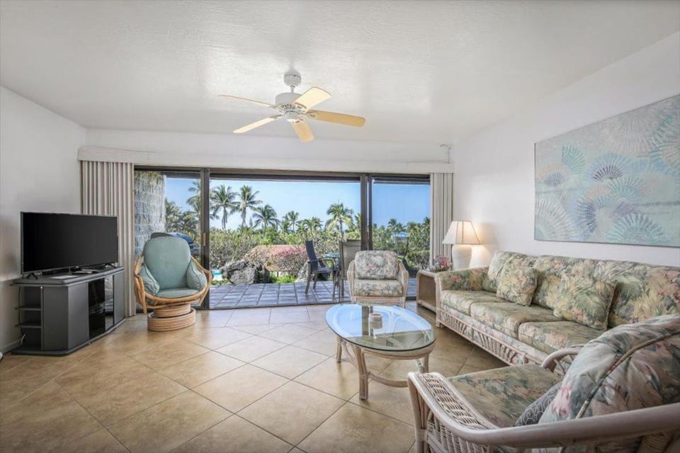 Keauhou Punahele#B-107 House in South Kona