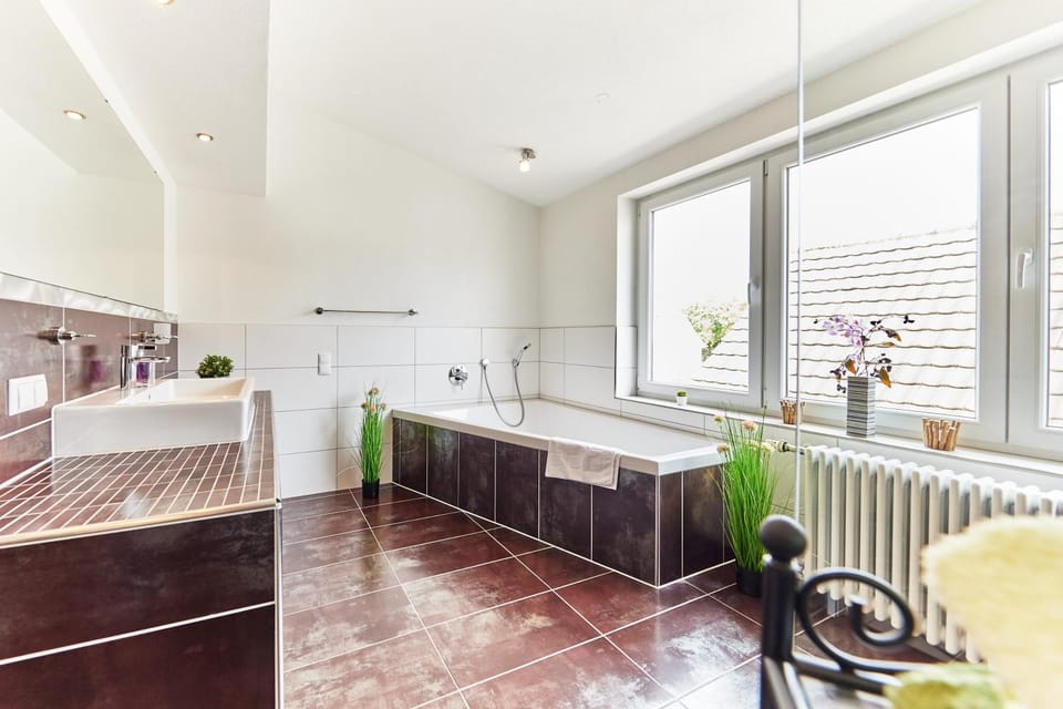 Bathroom, Bath