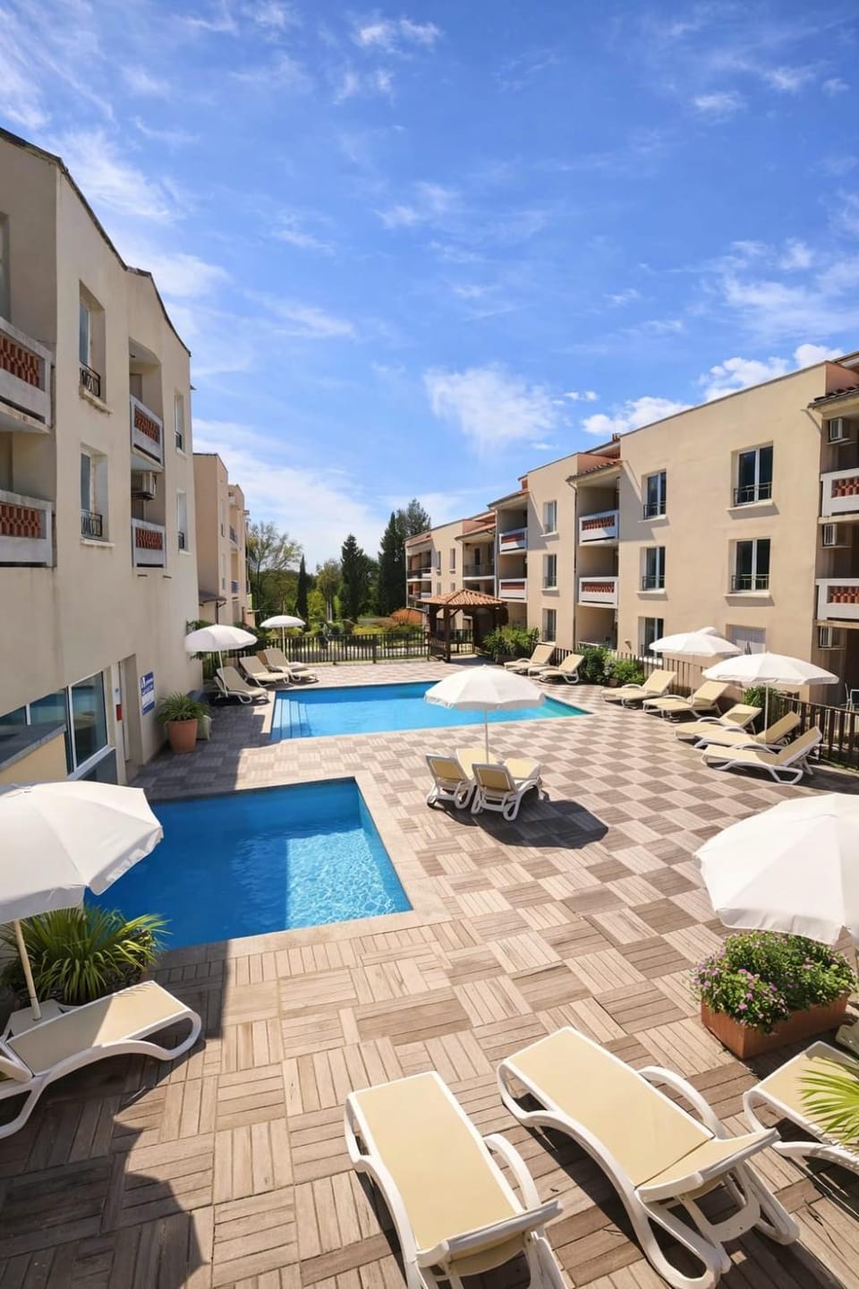 Le Blanc-Martel - Piscine, Climatisation & Parking Apartment in Gréoux-les-Bains