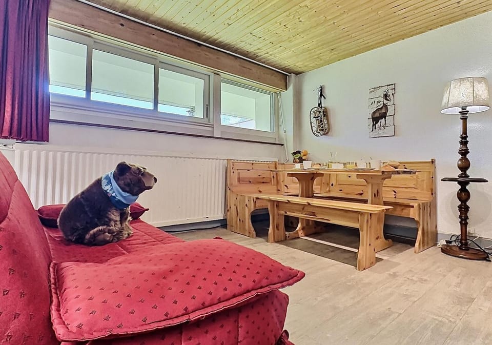 Résidence Neige Et Soleil - Studio 4 personnes à Tignes au pied des pistes et proche des commerces dans le quartier du Rosset. Studio très bien agencé avec MAE-1806 Apartment in Tignes