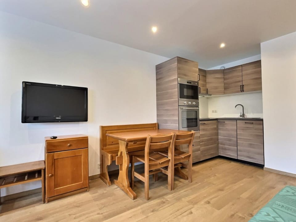 Résidence Les Jardins De Val - Appartement 2 pièces pour 4 personnes à Val d'Isère à 350 mètres du centre du village et 450m des pistes MAE-1814 Apartment in Val dIsere