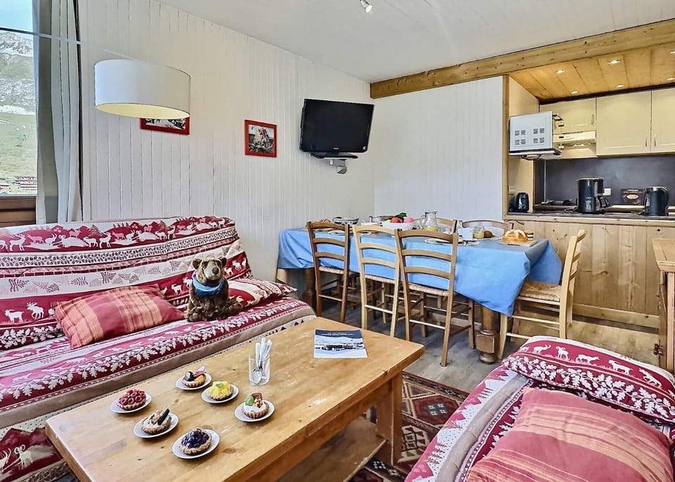 Résidence Les Roches Rouges A Ou B - Appartement agréable de 4 pièces pour 8 personnes à Tignes proche des commerces et des pistes dans le quartier du Lavachet MAE-1994 Apartment in Tignes